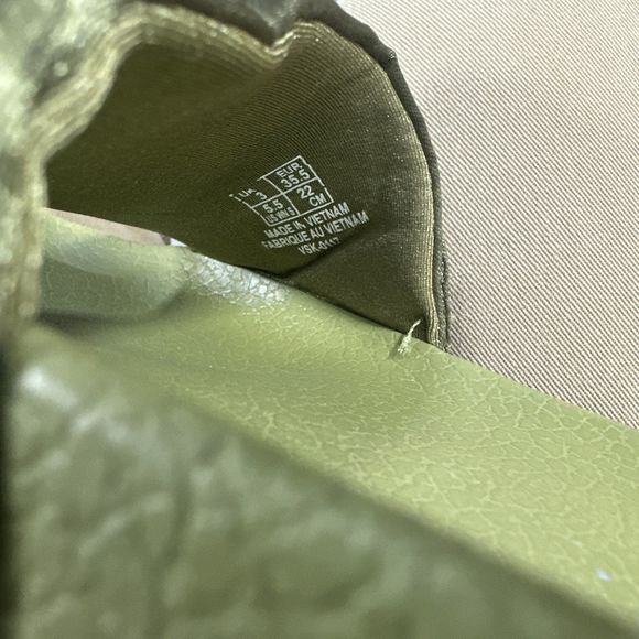 FENTY Puma x Rihanna Green Satin Bow Slides Size US 5.5 - Picture 6 of 6